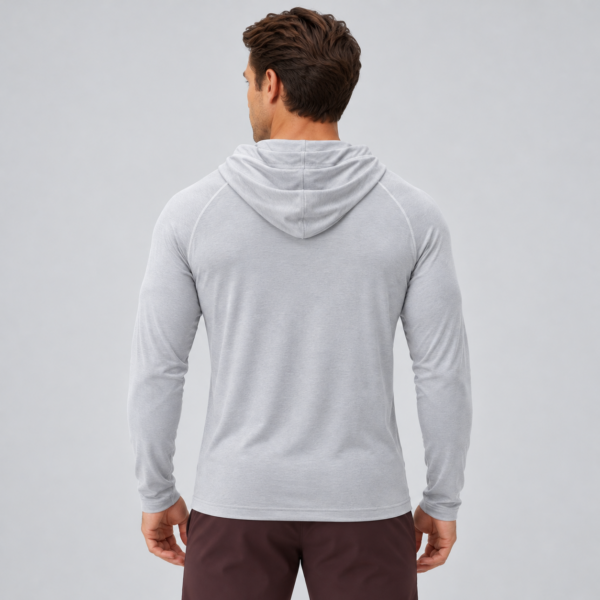 nerva-aero-hooded-long-sleeve-grey-back NERVA Aero Hooded Long Sleeve i grått, huvtröja för herr, bakifrån.