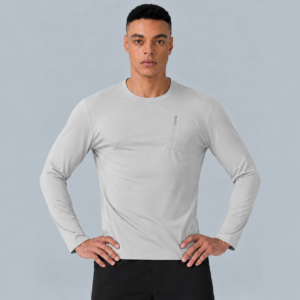 nerva-aero-long-sleeve-grey-detail.jpg NERVA Aero Long Sleeve, långärmad träningströja i färgen grå, framifrån.